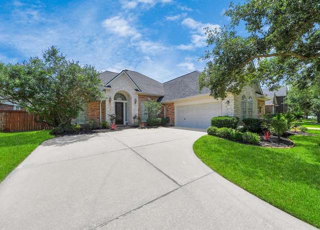 Property at 5715 Monterrey Springs Dr, Houston, TX 77041, 3 beds, 2.5 baths