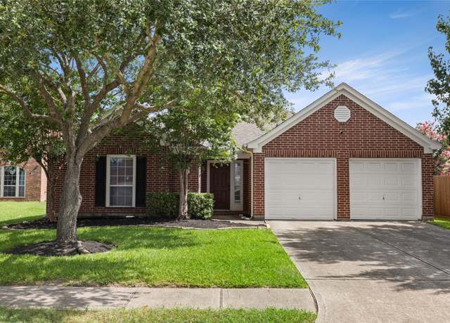 Property at 2630 Aspen Tree Ct, Houston, TX 77014, 4 beds, 2 baths