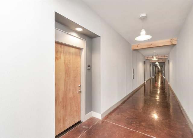 Property at 1901 Post Oak Blvd #2608, Houston, TX 77056, 1 bed, 1 bath