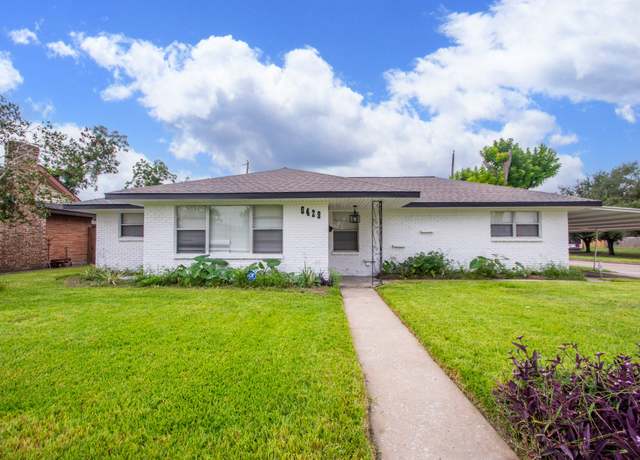 Property at 5429 De Lange Ln, Houston, TX 77092, 4 beds, 3 baths