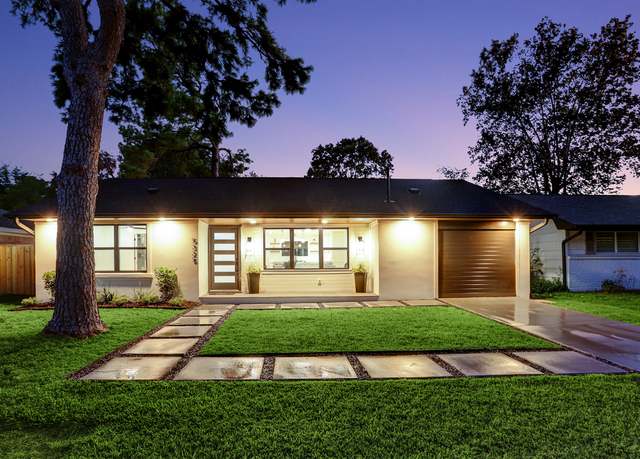Property at 5325 Viking Dr, Houston, TX 77092, 4 beds, 3.5 baths