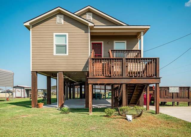Property at 172 Curlew St, Sargent, TX 77414, 2 beds, 2 baths