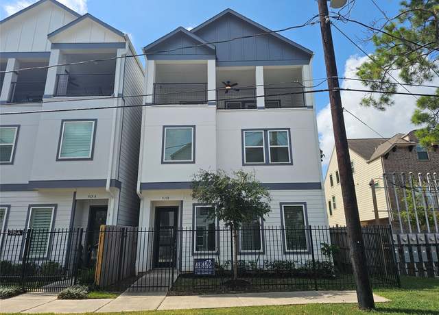 Property at 915 W 35th St Unit B, Houston, TX 77018, 4 beds, 3.5 baths