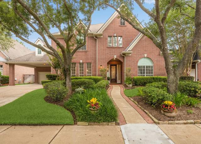 Property at 15411 Driftwood Oak Ct, Houston, TX 77059, 4 beds, 3.5 baths