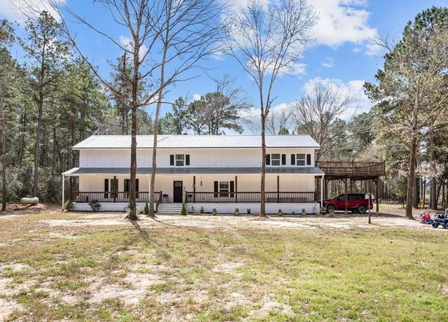 Property at 1658 Fm 2423, Grapeland, TX 75844, 4 beds, 2.5 baths