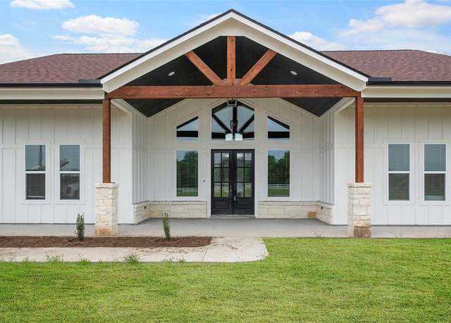 Property at 14833 FM 1696 Rd, Bedias, TX 77831, 3 beds, 2.5 baths