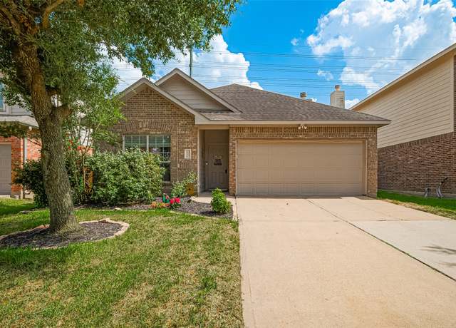 Property at 26431 Richwood Oaks Dr, Katy, TX 77494, 3 beds, 2 baths