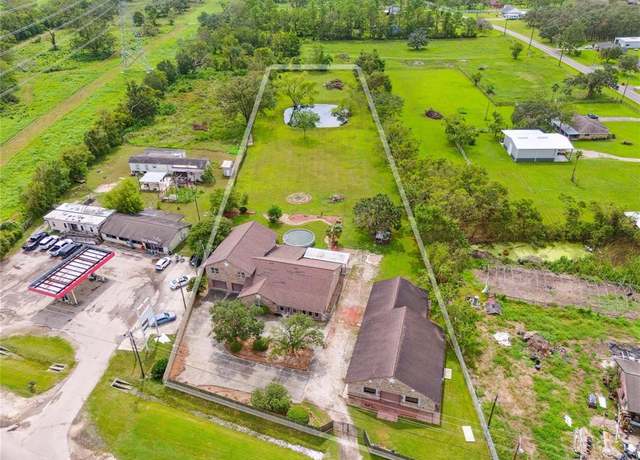 Property at 2082 FM 521 Rd, Brazoria, TX 77422, 4 beds, 3 baths