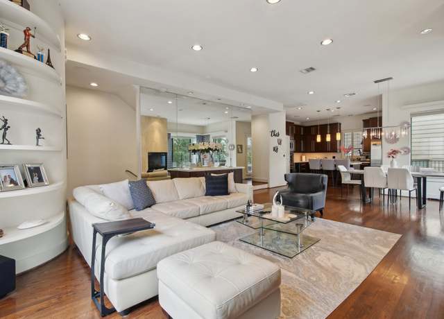 Property at 4129 Dickson St, Houston, TX 77007, 3 beds, 3.5 baths
