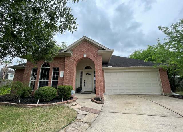 Property at 1907 Vineyard Hill Ct, Pearland, TX 77581, 3 beds, 2 baths
