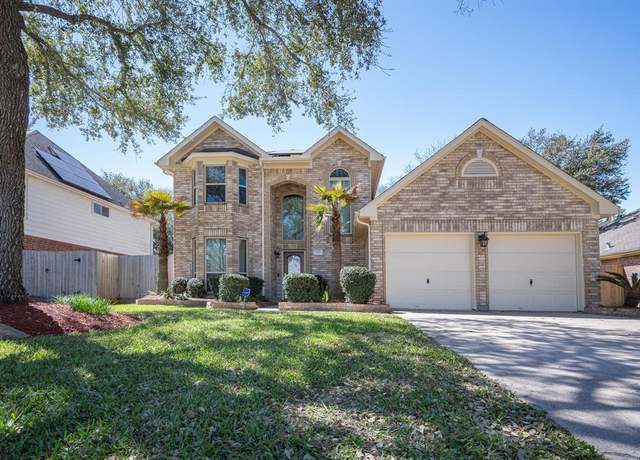 Property at 307 Capewood Dr, League City, TX 77573, 4 beds, 2.5 baths