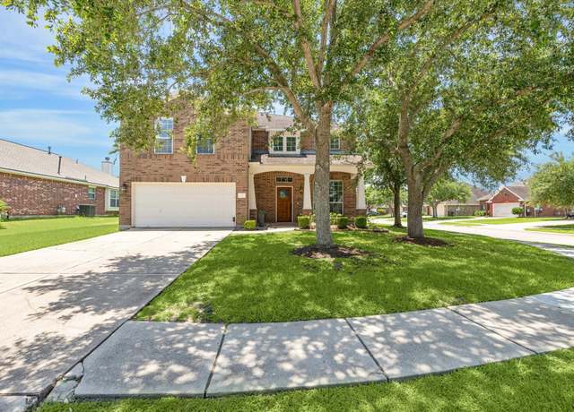 Property at 2551 Goldeneye Ln, League City, TX 77573, 4 beds, 2.5 baths