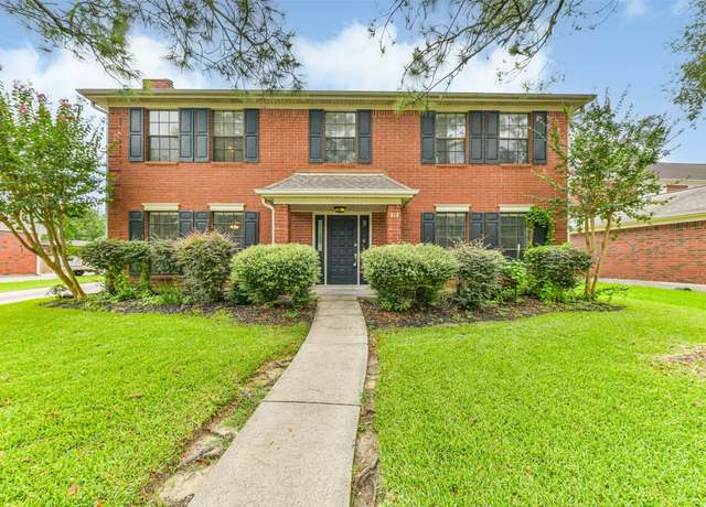 Property at 818 Noble Springs Rd, Houston, TX 77062, 4 beds, 2.5 baths