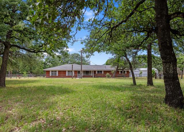 Property at 2304 Highway 71, Columbus, TX 78934, 3 beds, 2 baths