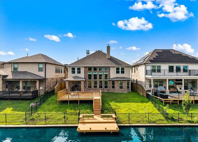 Property at 4023 Siderno Dr, Missouri City, TX 77459, 5 beds, 3.5 baths