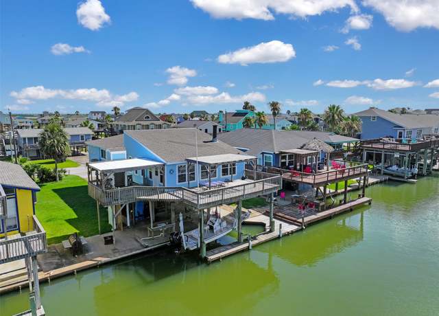 Property at 206 Galleon Dr, Freeport, TX 77541, 3 beds, 2 baths