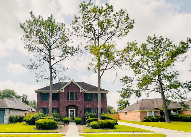 Property at 3824 Oak Dale Dr, Pearland, TX 77581, 4 beds, 2.5 baths