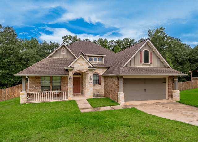 Property at 3716 Golden Rod Ln, Huntsville, TX 77340, 3 beds, 2 baths