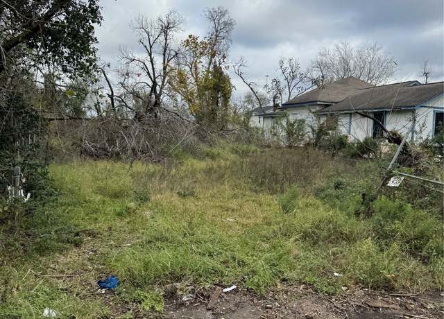Property at 5419 Pardee St, Houston, TX 77026