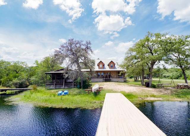 Property at 1443 Makinson Rd, West Point, TX 78963, 9 beds, 9.5 baths