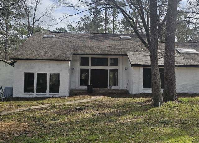 Property at 6123 Northway Dr, Spring, TX 77389, 4 beds, 3 baths