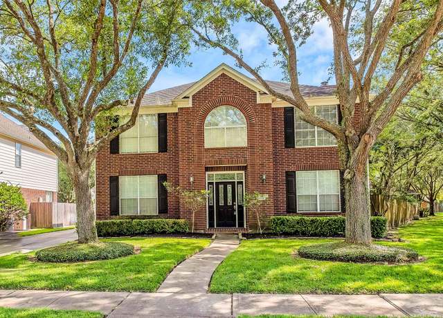 Property at 13831 Marbledale Ct, Houston, TX 77059, 4 beds, 2.5 baths