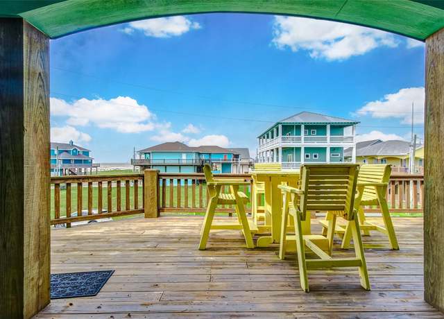 Property at 922 Kent, Crystal Beach, TX 77650, 3 beds, 2 baths
