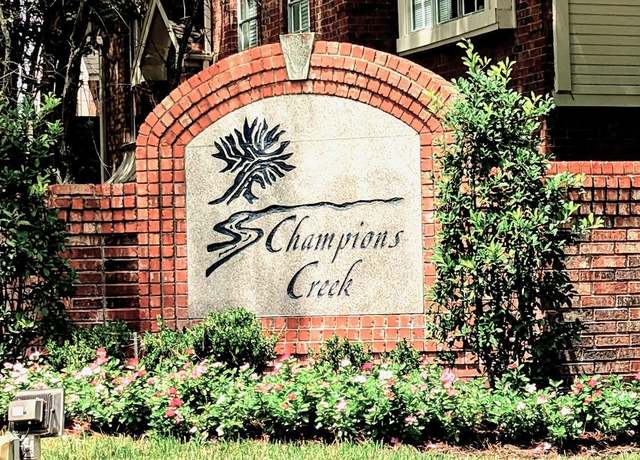 Property at 6635 Queensclub Dr, Houston, TX 77069, 3 beds, 2 baths
