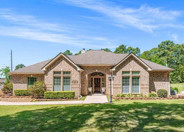 Property at 12434 Longmire Way, Conroe, TX 77304, 4 beds, 3 baths