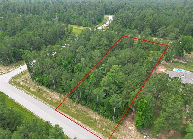 Property at 6-6-277 Dipping Vat Rd, Huntsville, TX 77340