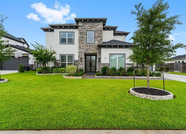 Property at 7407 Sawgrass Terrace Ln, Spring, TX 77389, 5 beds, 5.5 baths