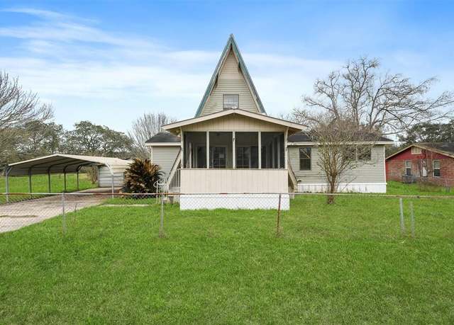 Property at 6314 Sexto St, Brazoria, TX 77422, 3 beds, 2.5 baths