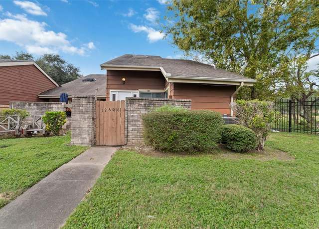 Property at 12606 Wellington Park Dr, Houston, TX 77072, 3 beds, 2 baths