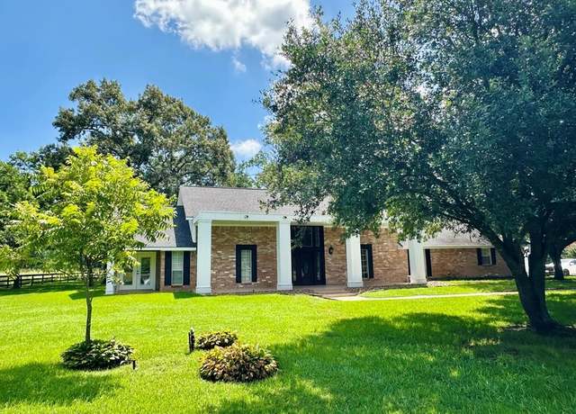 Property at 3405 Bethlehem Rd, Hudson, TX 75904, 3 beds, 2.5 baths