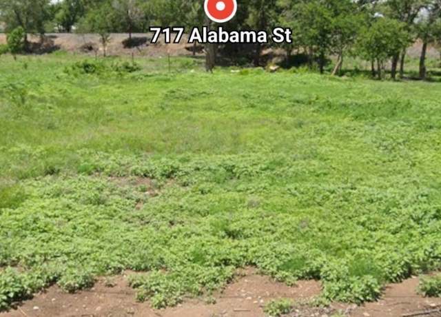 Property at 717 Alabama St, Borger, TX 79007