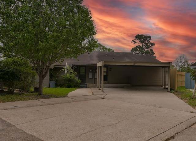 Property at 62 April Vlg, Conroe, TX 77356, 3 beds, 2 baths