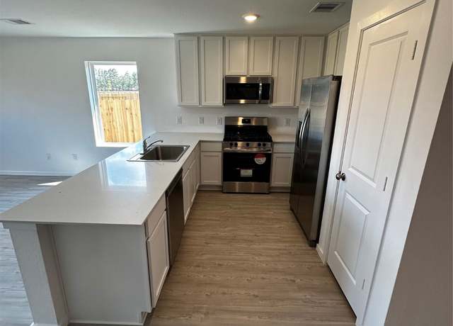 Property at 12114 Kellsway Ct, Conroe, TX 77306, 4 beds, 2 baths