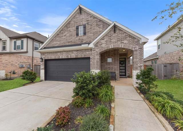 Property at 10714 Deer Path Dr, Missouri City, TX 77459, 3 beds, 2 baths