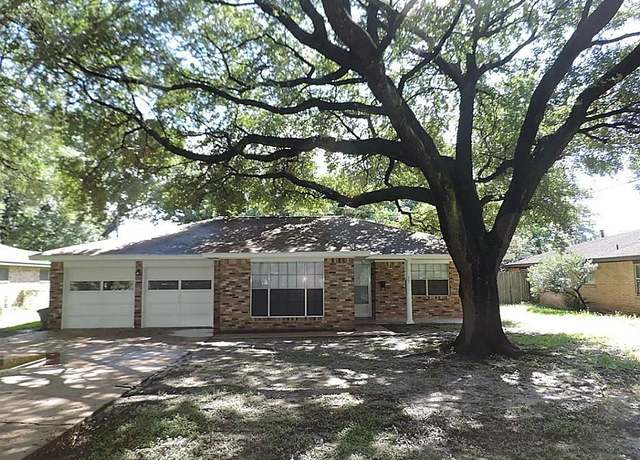 Property at 227 Candler Dr, Houston, TX 77037, 3 beds, 2 baths