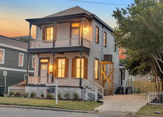 Property at 614 11th St, Galveston, TX 77550, 4 beds, 2.5 baths