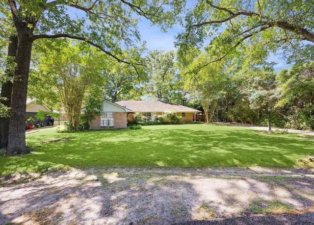 Property at 10911 Britoak Ln, Houston, TX 77079, 3 beds, 1.5 baths