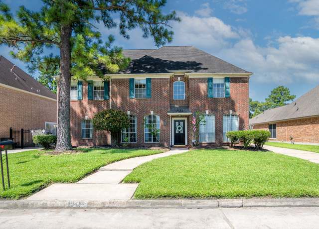 Property at 19415 Atasca Oaks Dr, Humble, TX 77346, 5 beds, 3.5 baths