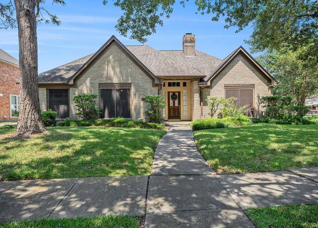 Property at 2658 Concord Dr, League City, TX 77573, 4 beds, 2 baths