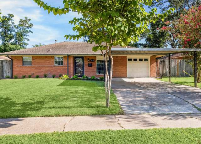 Property at 4613 Nina Lee Ln, Houston, TX 77092, 2 beds, 2 baths