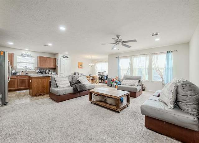 Property at 7218 Liberty Ridge Ln, Houston, TX 77049, 3 beds, 2 baths