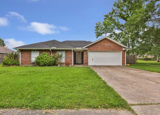 Property at 22 Park Place St, Dayton, TX 77535, 3 beds, 2 baths