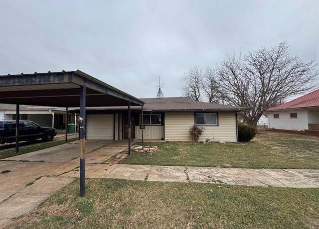 Property at 305 W Harrison Ave, Electra, TX 76360, 2 beds, 1 bath