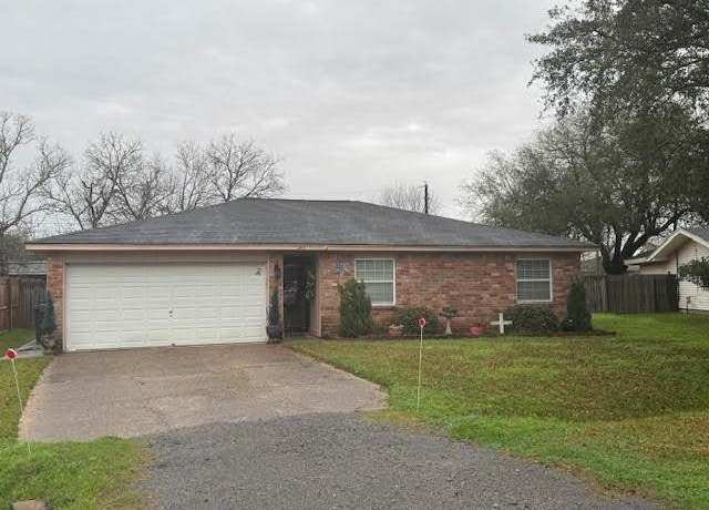 Property at 245 E Clover St, Bridge City, TX 77611, 3 beds, 2 baths