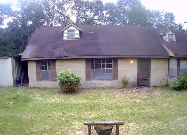 Property at 4723 Springfield Ln, Brenham, TX 77833, 3 beds, 2.5 baths