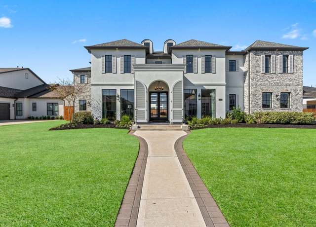 Property at 10411 E Rio Grande River Dr, Cypress, TX 77433, 5 beds, 5.5 baths